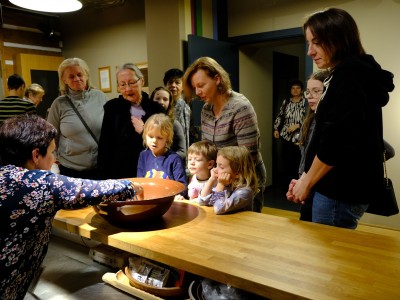 Wieczór andrzejkowy w Etnocentrum 29.11.2025-DSCF6398.jpg