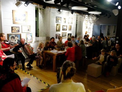 Wieczór andrzejkowy w Etnocentrum 29.11.2025-DSCF6439.jpg