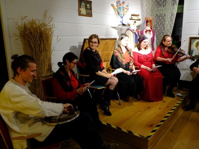 Wieczór andrzejkowy w Etnocentrum 29.11.2025-DSCF6442.jpg